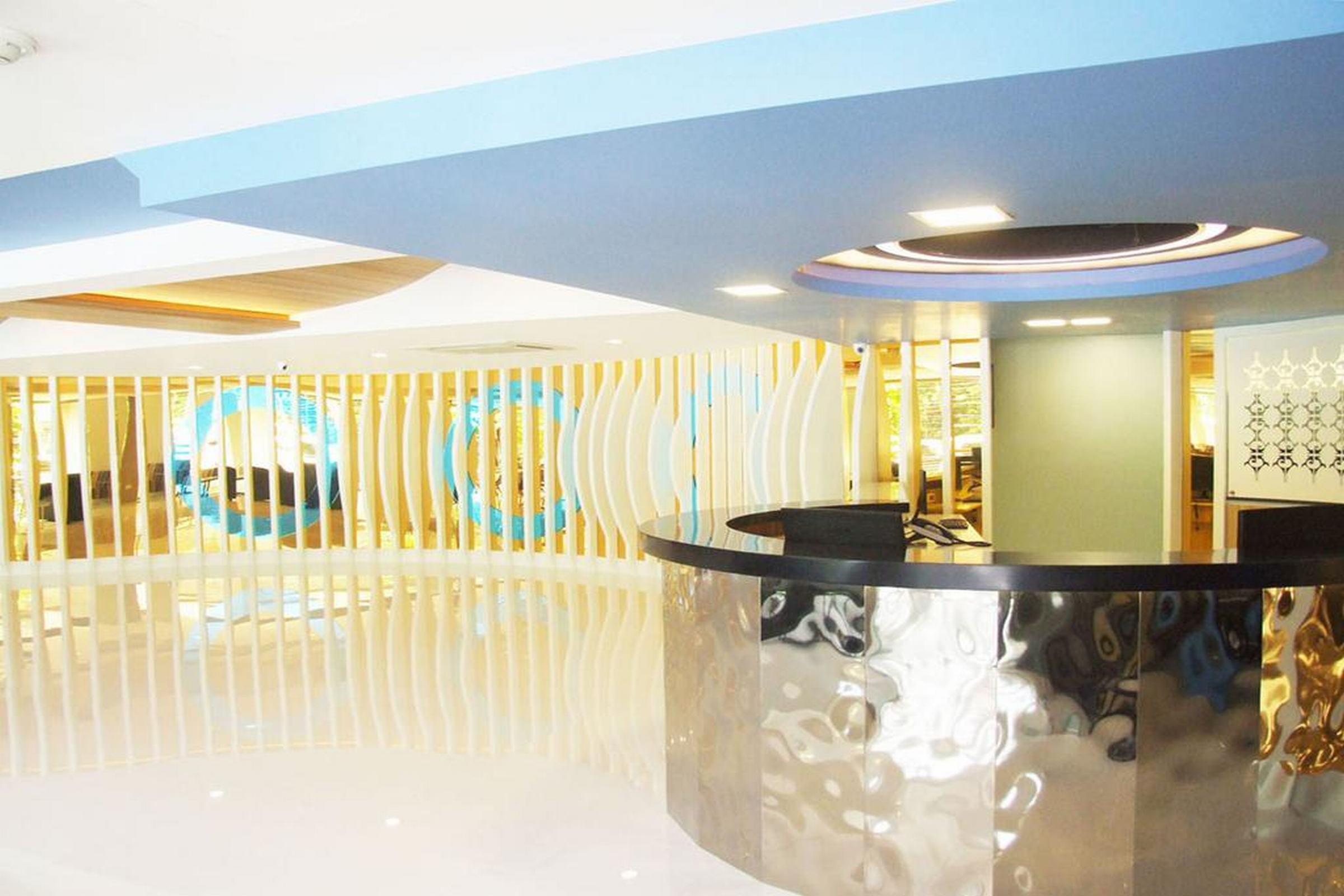 Grand Tower Inn Sathorn Hotel Bangkok Zewnętrze zdjęcie