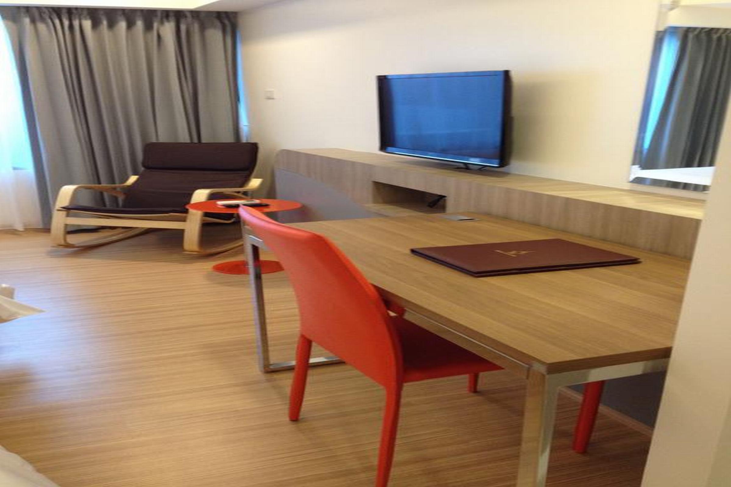 Grand Tower Inn Sathorn Hotel Bangkok Zewnętrze zdjęcie